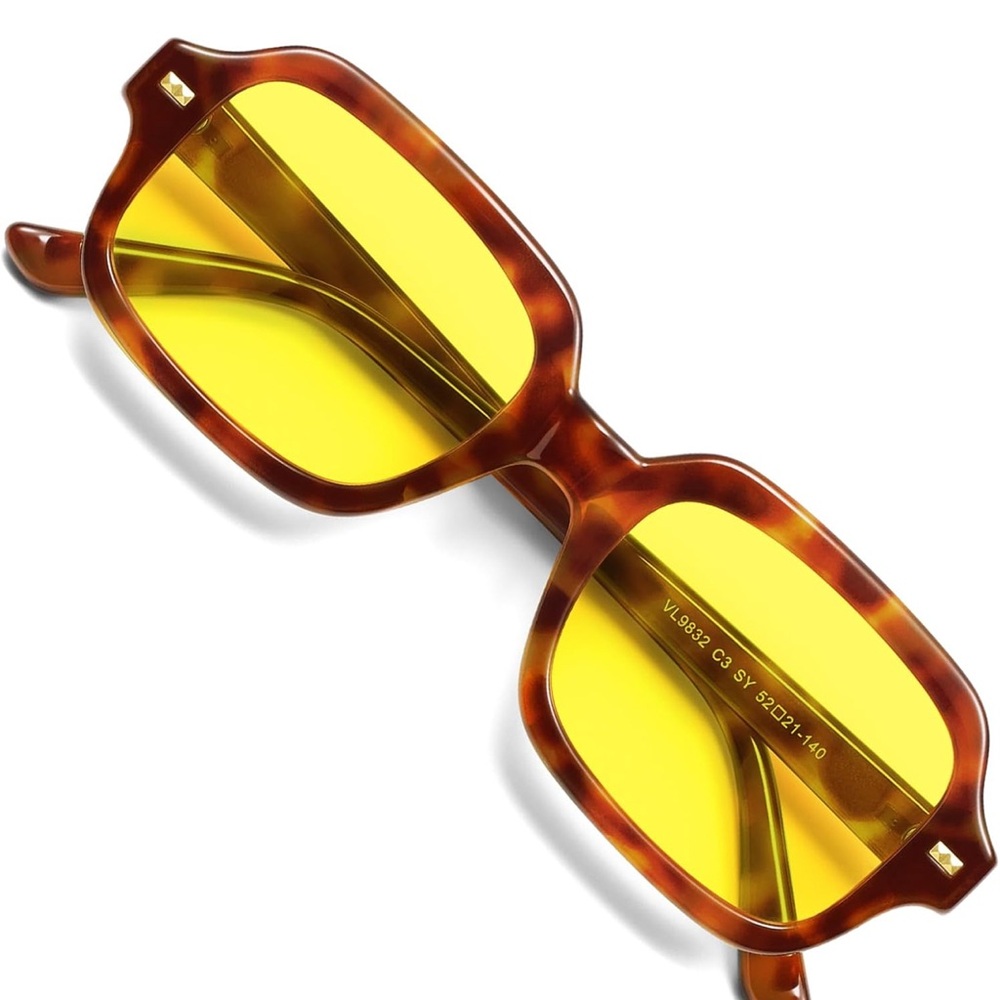 Elegant Tortoise Shell Sunglasses with Yellow Lenses